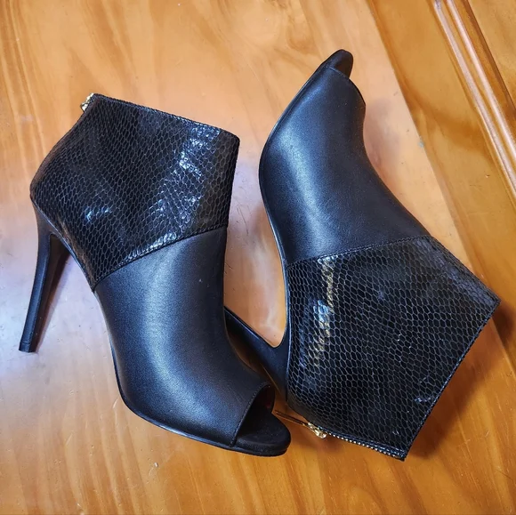Charles Jourdan Leather Peep Toe Booties - Picture 10 of 11